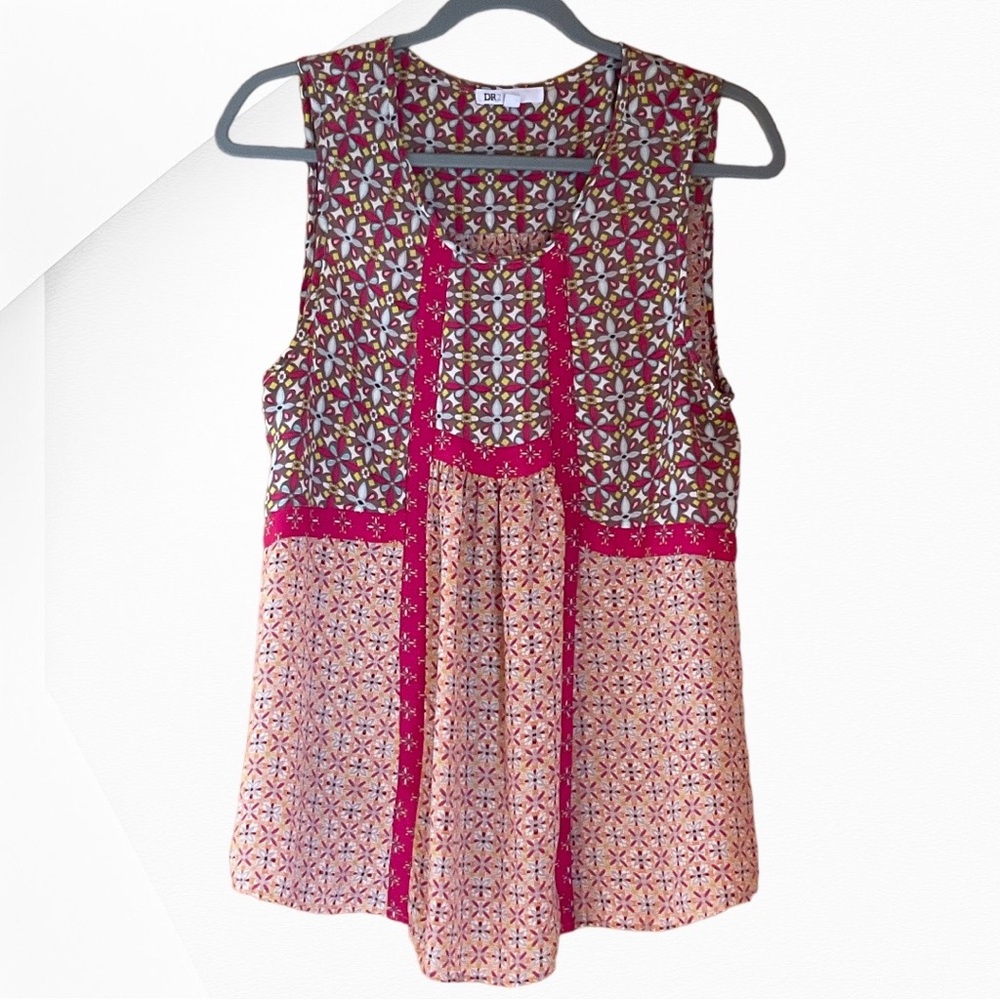 DR2 Sleeveless Blouse Size Large - Picture 5 of 7